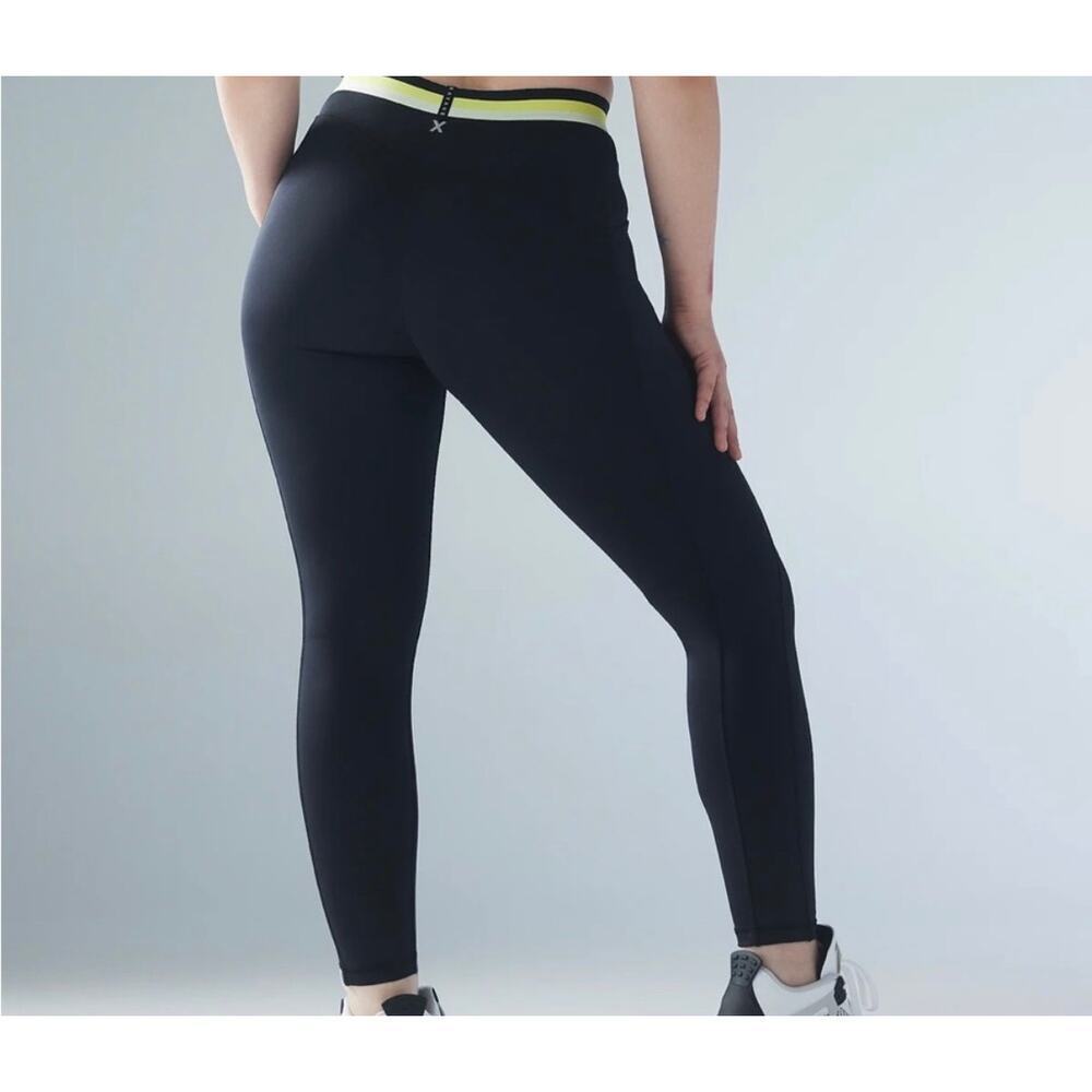 Savage X Fenty lineup high-waist pocket leggings
